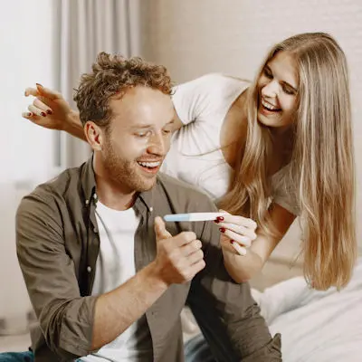 Couple with pregnancy test